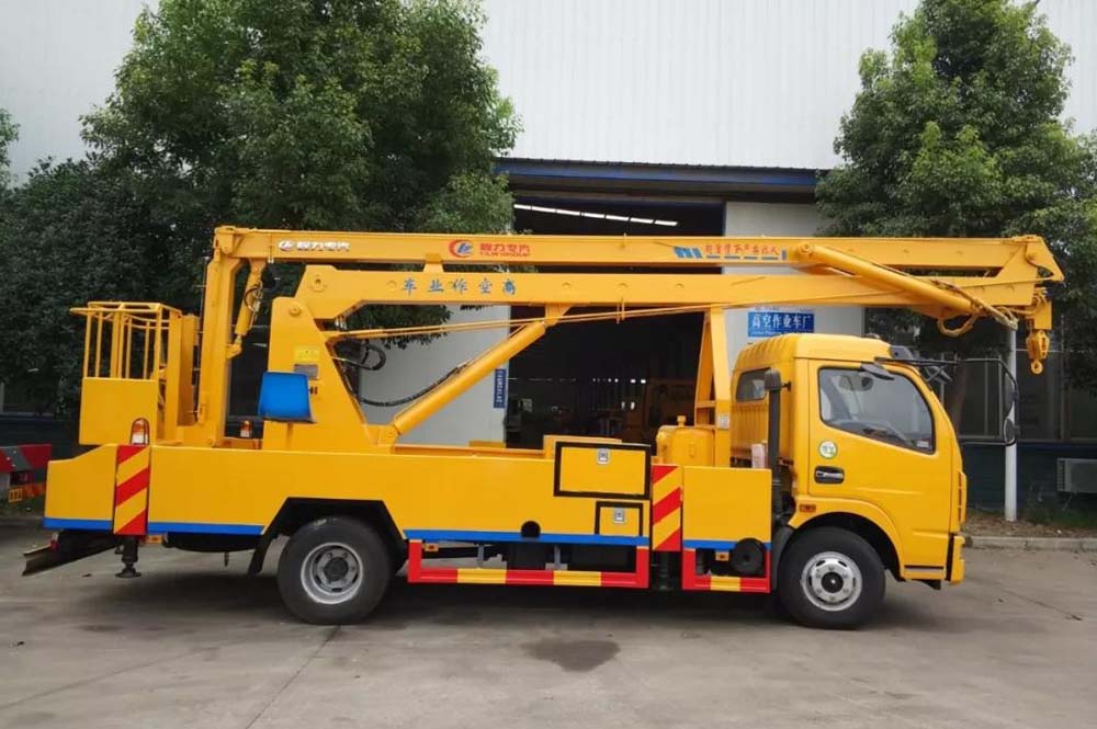 東風多利卡單排18米高空作業(yè)車圖片2
