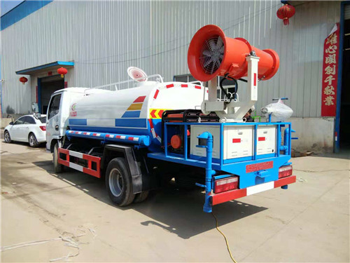 IMG_4331.jpg 東風藍牌灑水車斜背面圖片3.jpg