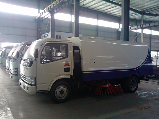 4方掃路車 4方掃路車